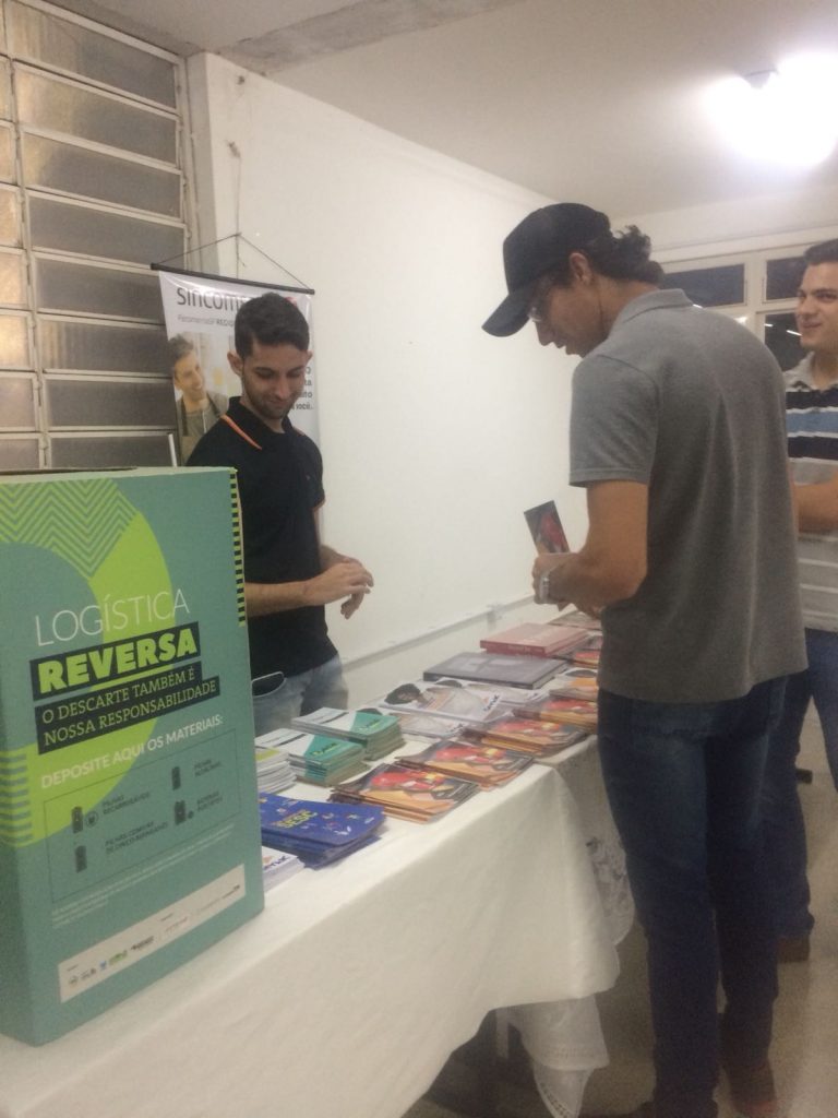 5ccc7177-9f15-4d96-b70f-6403e393da71