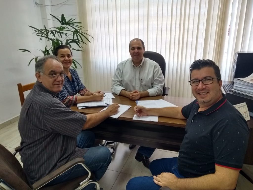 6b29707f-9237-44b0-8a29-981509fc5e82-1