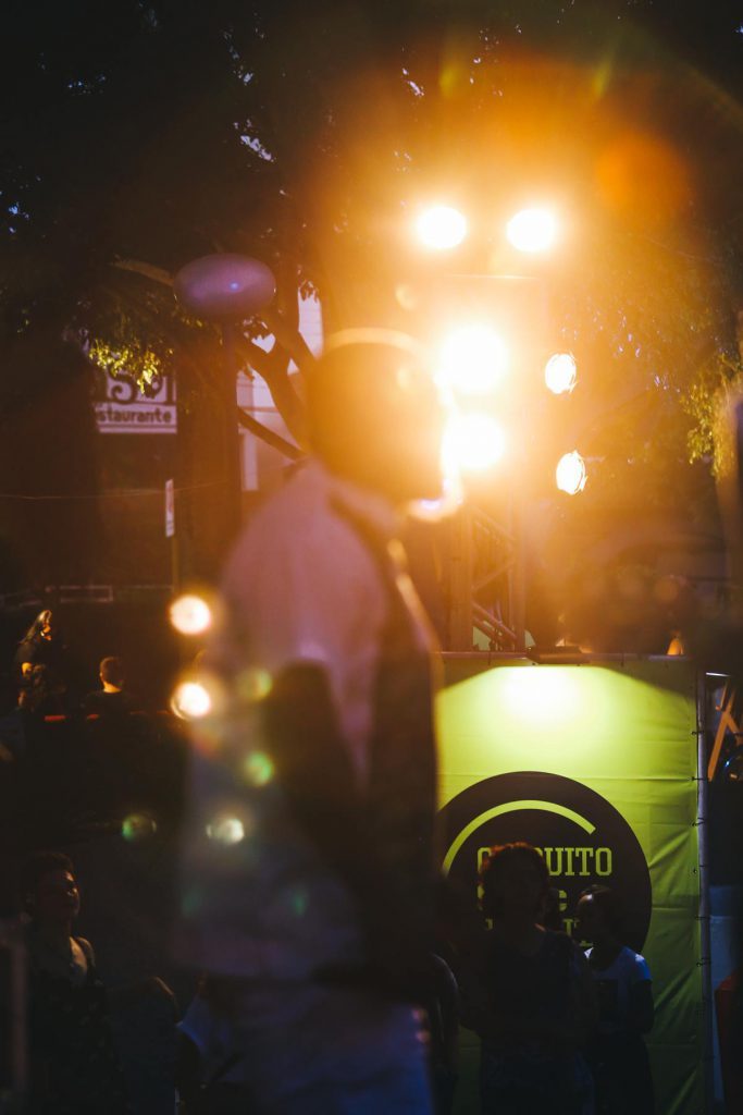 56247946_321722998531779_1387197217390985216_n-683x1024